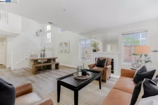 Photo #2: 41056865 Listing 