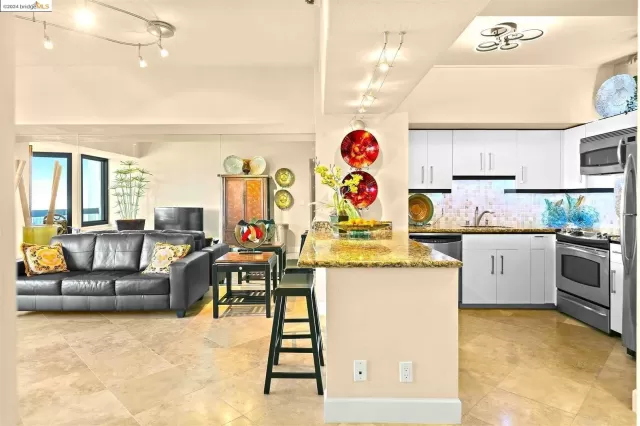 MLS: 41056950 Condo For Sale