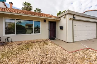 Click for more information on MLS # 41056981 : 3008 CHERRY ST More Details about MLS # 41056981 : 3008 CHERRY ST