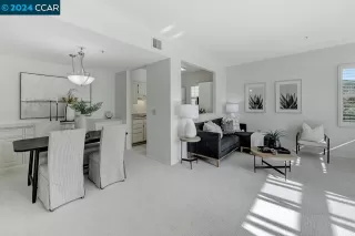 Photo #2: 41056999 Listing