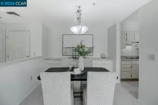 Photo #3: 41056999 Listing