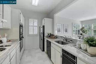 Photo #6: 41056999 Listing