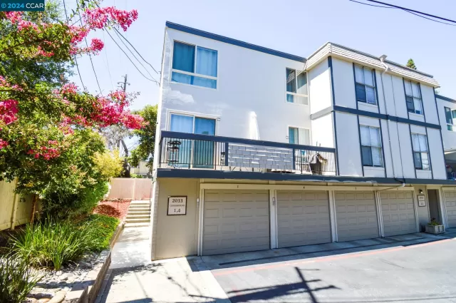 MLS: 41057079 Condo For Sale