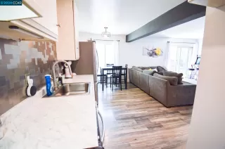 Photo #6: 41057079 Listing 