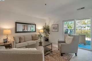 Photo #3: 41057092 Listing