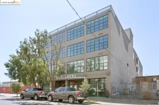 More Details about MLS # 41057106 : 737 2ND ST # 404