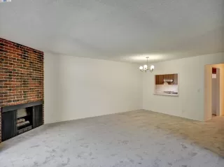 Photo #5: 41057110 Listing