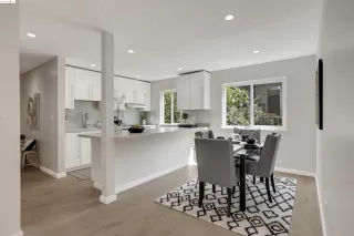 Photo #6: 41057179 Listing