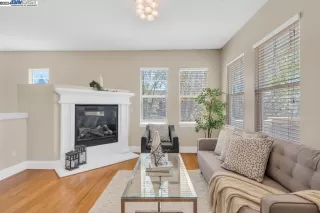Photo #5: 41057194 Listing 