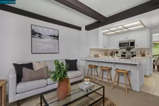Photo #5: 41057208 Listing