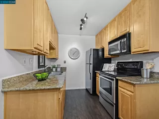 Photo #4: 41057258 Listing