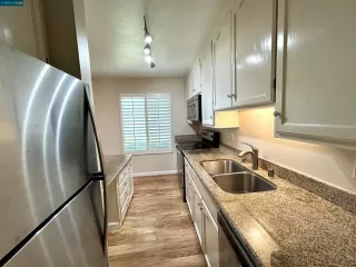 Photo #2: 41057290 Listing