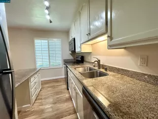 Photo #3: 41057290 Listing