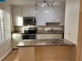 Photo #4: 41057290 Listing