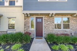 Photo #1: 41057335 Listing 