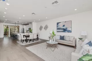 Photo #4: 41057335 Listing 