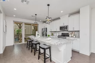 Photo #5: 41057335 Listing 