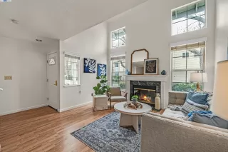 Photo #2: 41057365 Listing