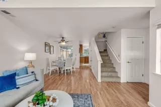 Photo #5: 41057365 Listing