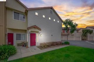 Photo #1: 41057429 Listing