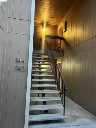 Photo #1: 41057445 Listing