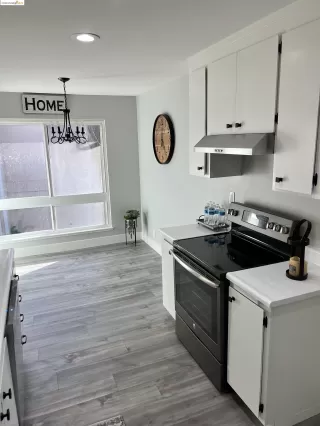 Photo #6: 41057445 Listing