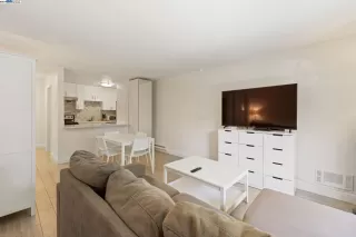 Photo #3: 41057457 Listing 