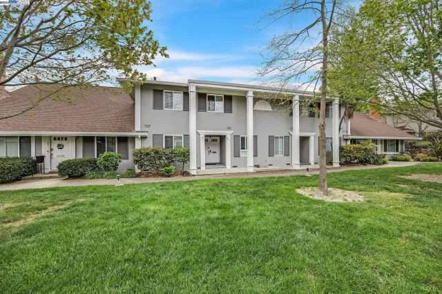 MLS: 41057461 Condo For Sale