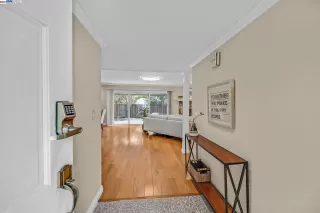 Photo #3: 41057461 Listing