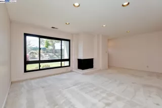 Photo #5: 41057480 Listing