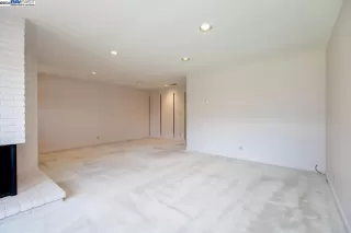 Photo #6: 41057480 Listing