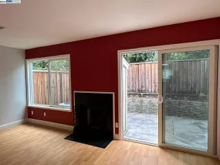 Photo #5: 41057489 Listing