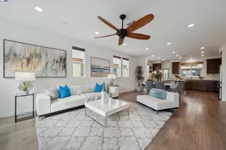 Photo #2: 41057506 Listing 