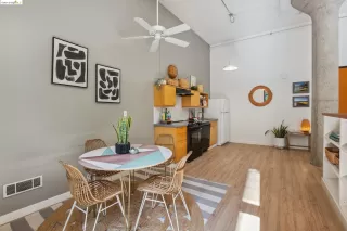 Photo #6: 41057516 Listing 