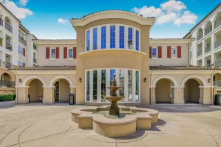 Photo #2: 41057528 Listing