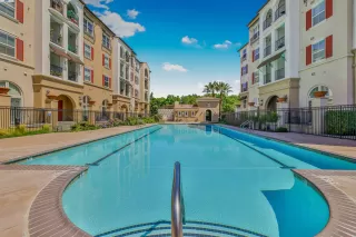 Photo #3: 41057528 Listing