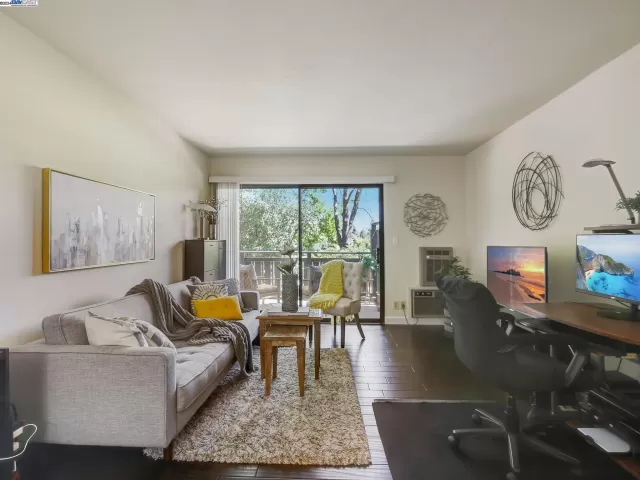 MLS: 41057536 Condo For Sale