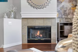 Photo #4: 41057546 Listing