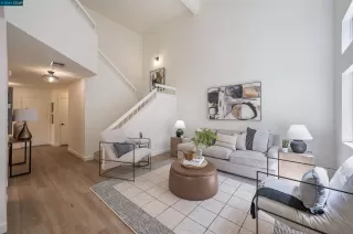 Photo #5: 41057548 Listing