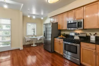 Photo #6: 41057573 Listing