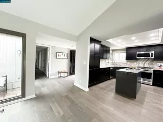 Photo #1: 41057643 Listing