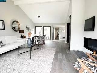 Photo #3: 41057643 Listing