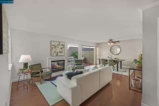 Photo #2: 41057661 Listing