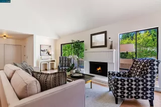 Photo #5: 41057706 Listing 