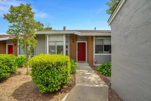 MLS: 41057886 Condo For Sale