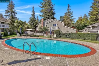 Photo #4: 41058048 Listing