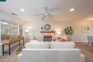 Photo #2: 41058060 Listing