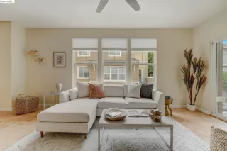 Photo #2: 41058122 Listing 