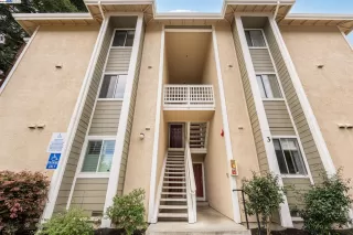 Photo #2: 41058198 Listing 