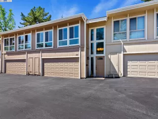 Photo #1: 41058213 Listing 